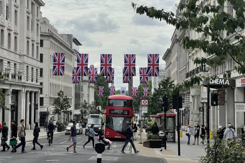 New 10 Year Path to Settlement in the UK: Who Is Affected?
